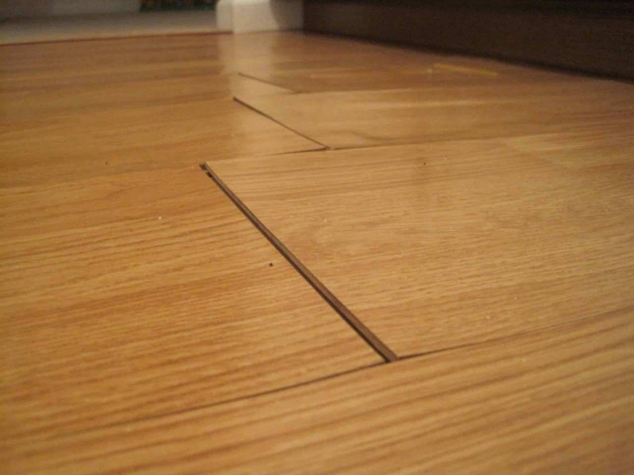 How to Repair Laminate Floor When It’s Been Ruined by Water