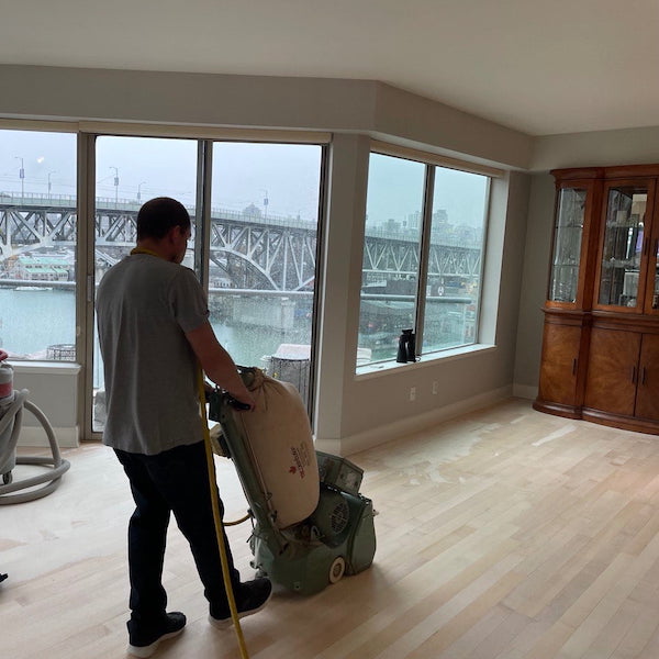 Sanding, Staining & Refinishing Hardwood Floors in Middletown, CT